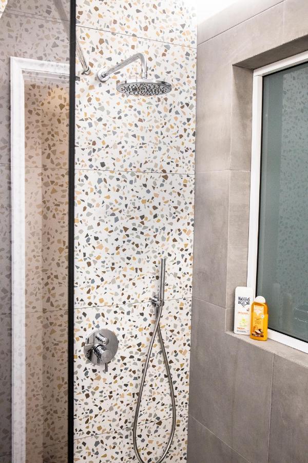 Artistic Getaway Home - Super Central Heraklion  Bagian luar foto